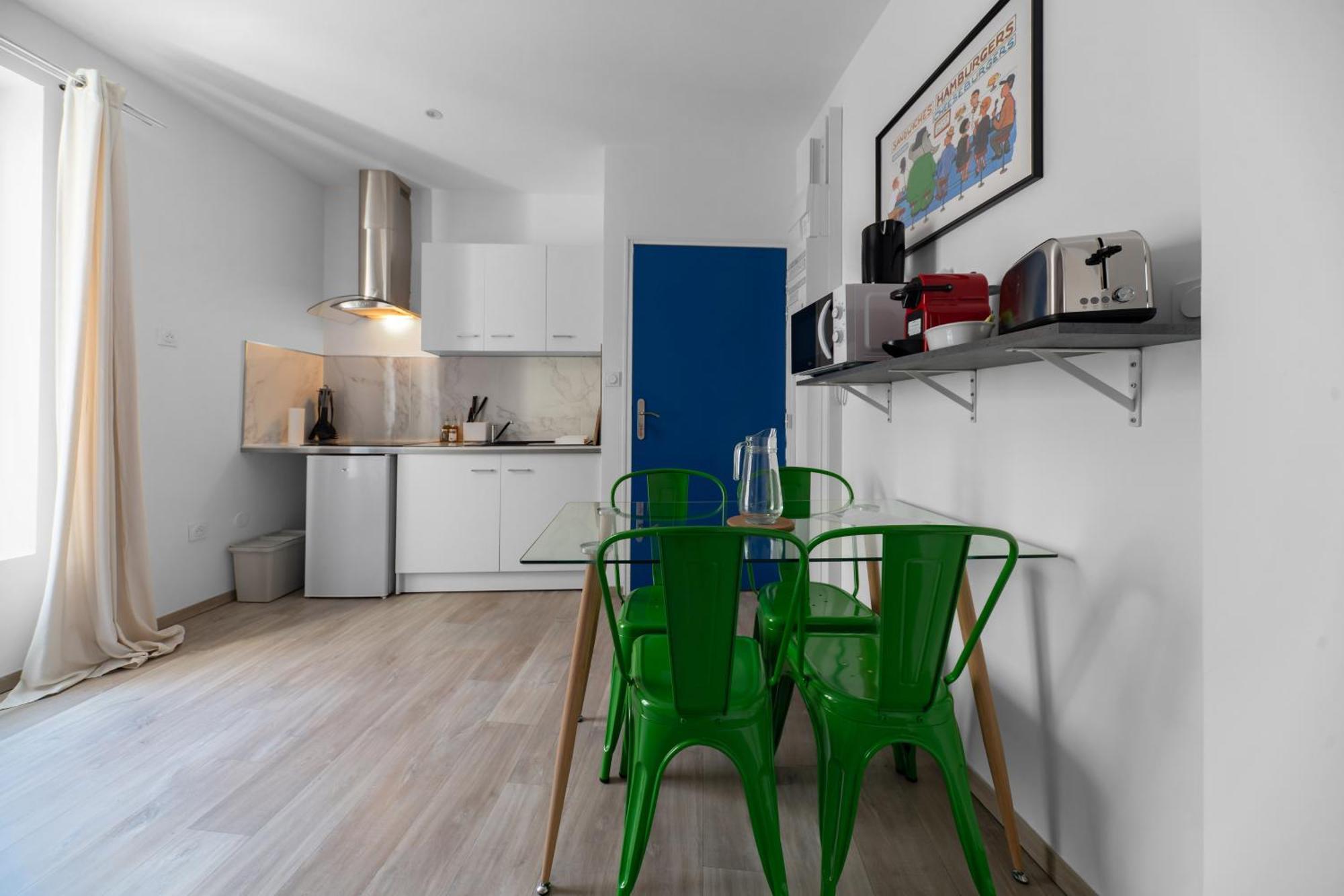 Les Stins - Appartements Climatises - Centre Ville Віші Екстер'єр фото