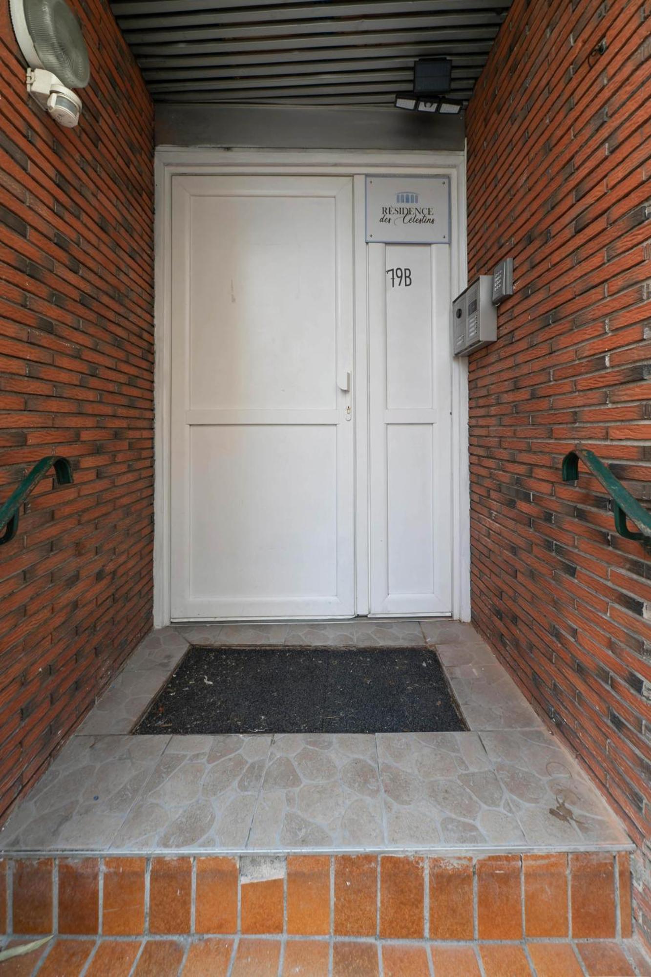 Les Stins - Appartements Climatises - Centre Ville Віші Екстер'єр фото